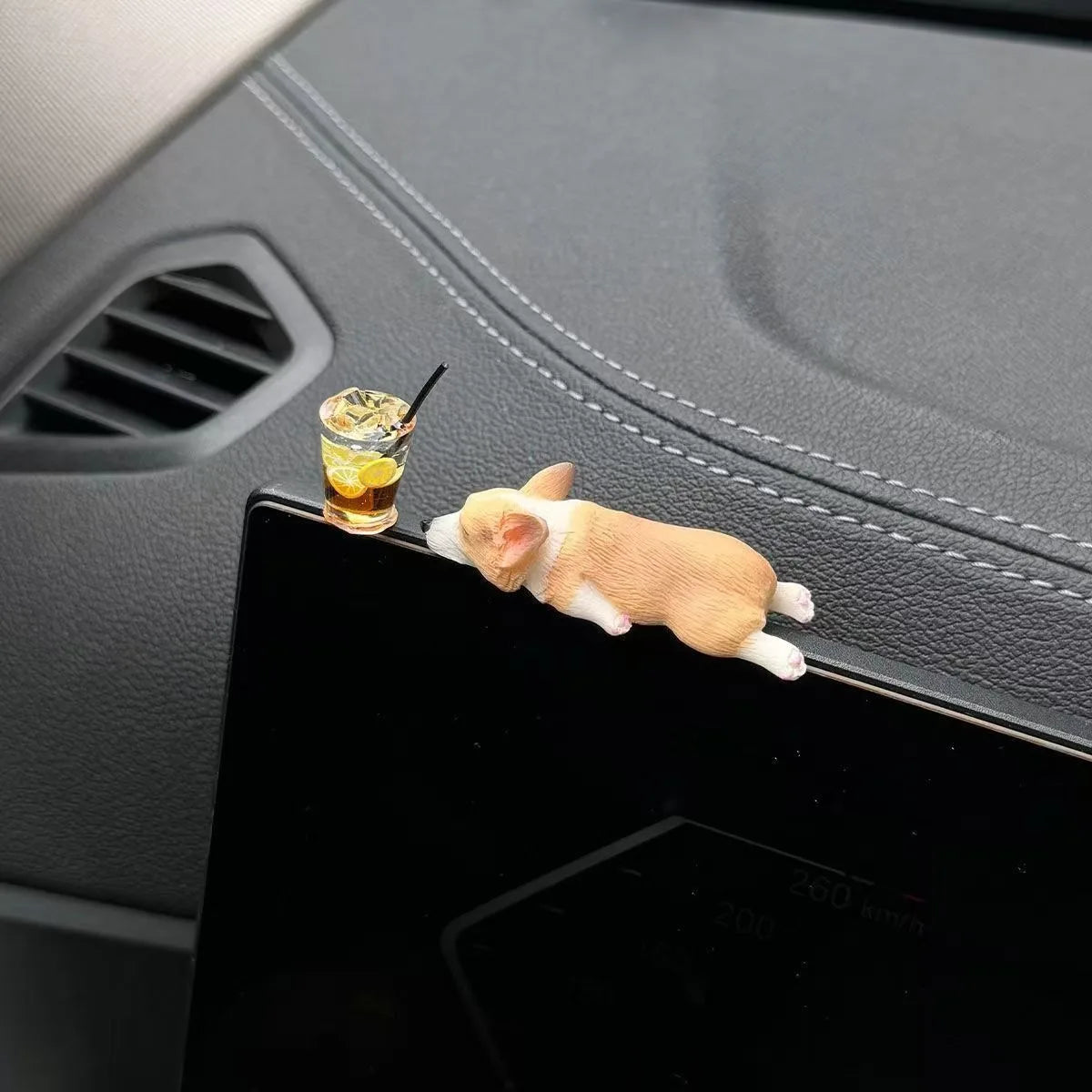 Car Dashboard Dog Toys Accessories Decorate Exquisite Mini Corgi Resin Doll Premium Automotive Accessory