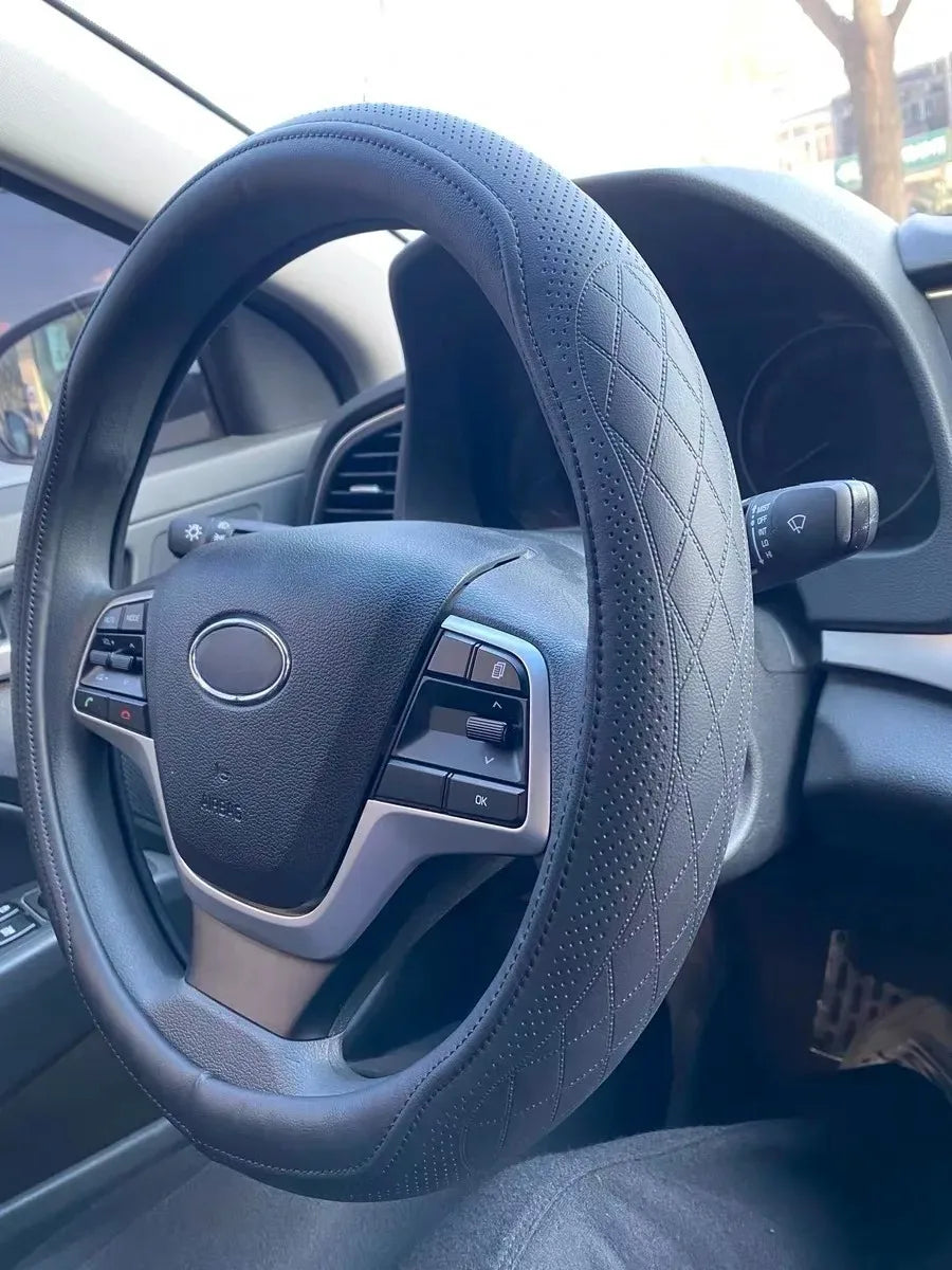 Embossed PU Leather Patchwork Car Steering Wheel Cover, Non-slip, Breathable