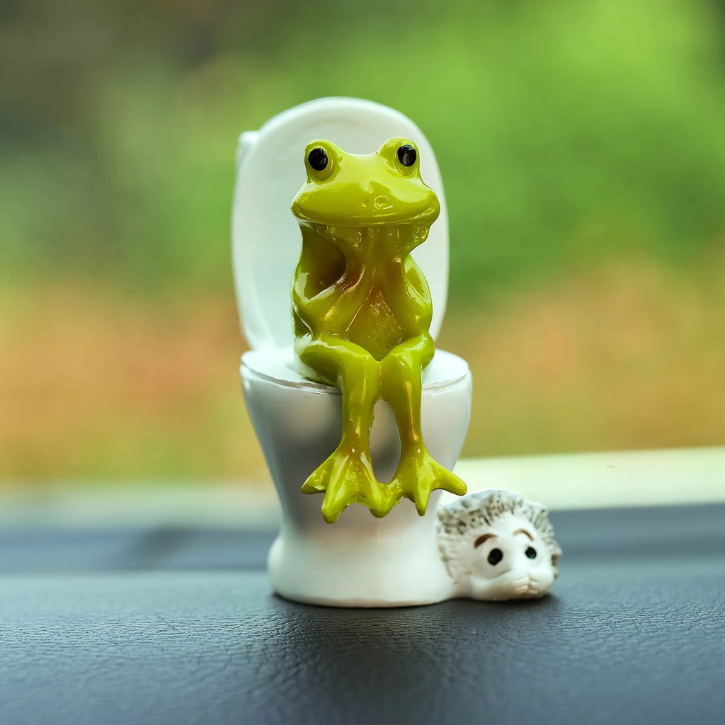 Funny Frog on Toilet Car Dashboard Ornament Resin, Perfect for Vehicle Interior Premium Automotive Accessory