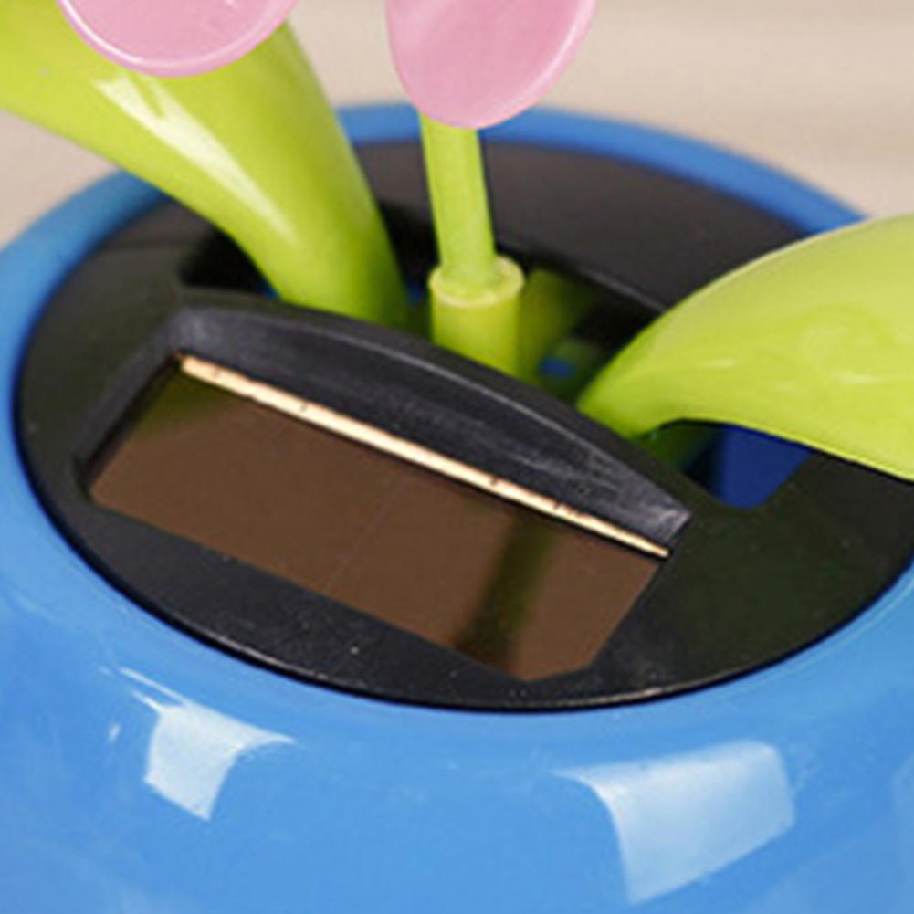 Fashion Car Ornament Solar Powered Cartoon Vibrant Ornamental Gifts Automobile Premium Automotive Accessory