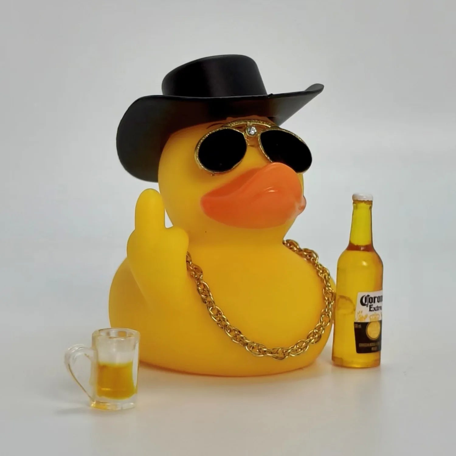 Funny Middle Finger Duck Car Dashboard Decoration Cool Rubber with Small Wine Premium Automotive Accessory