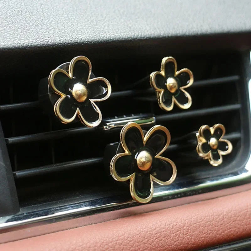 Car Outlet Vent Perfume Clips Conditioning Aromatherapy Freshener with Cute SUV