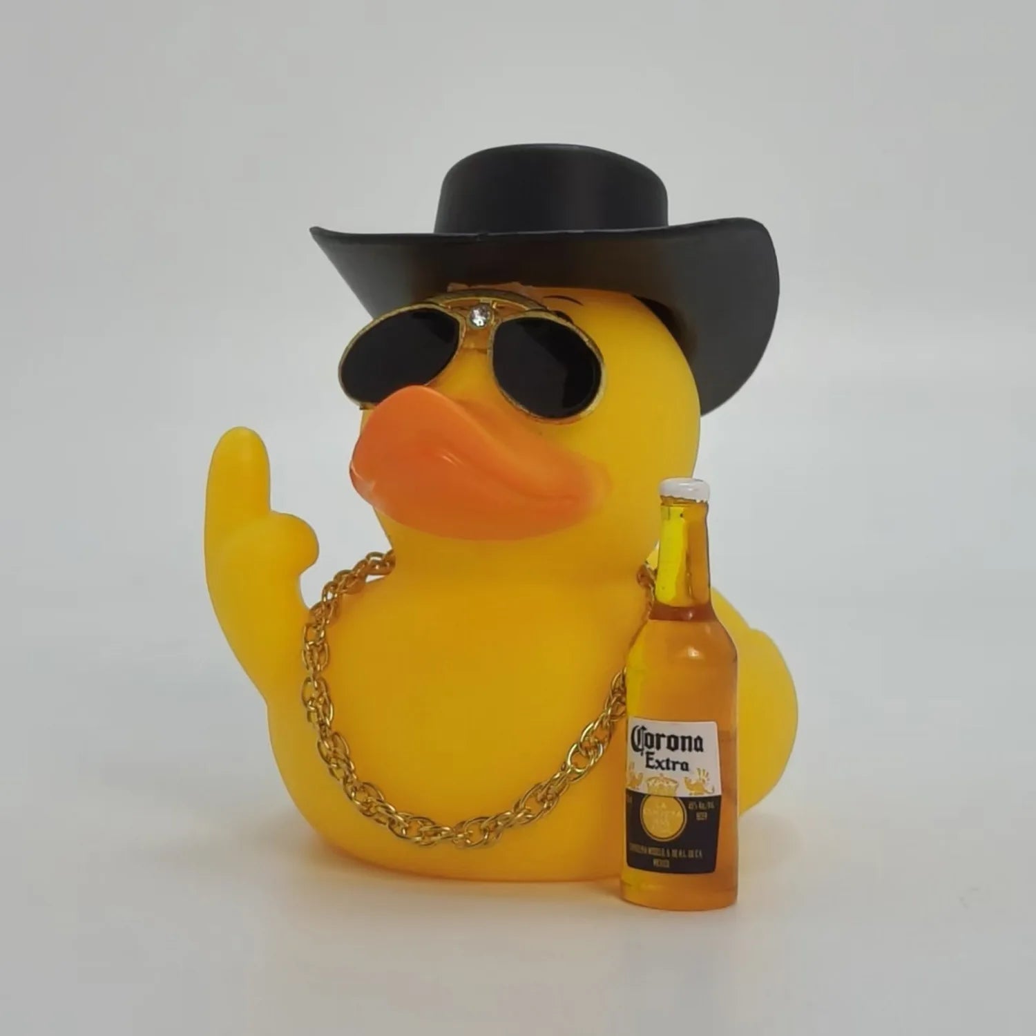 Funny Middle Finger Duck Car Dashboard Decoration Cool Rubber with Small Wine Premium Automotive Accessory
